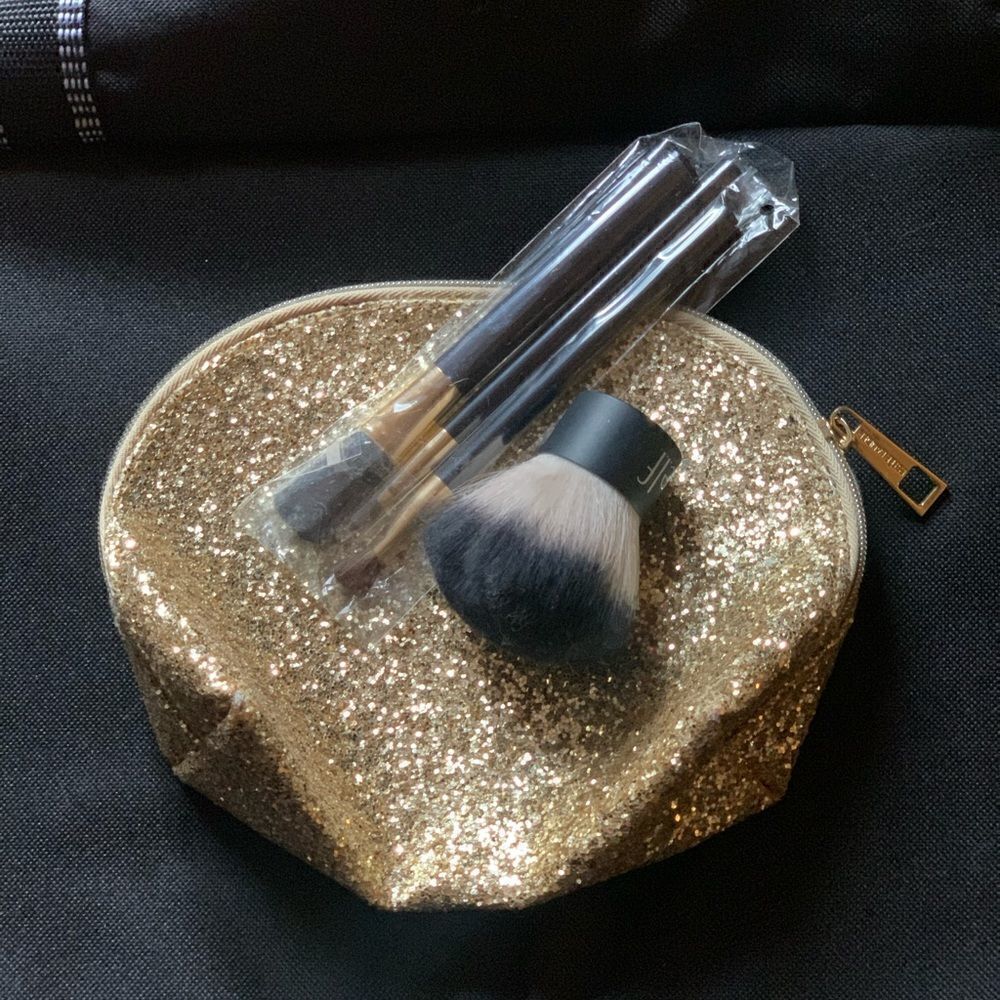 Makeup brushes and glitter case